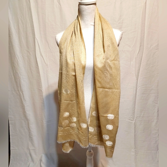 Polka-dot Accented Wraparound Scarf - Picture 2 of 6